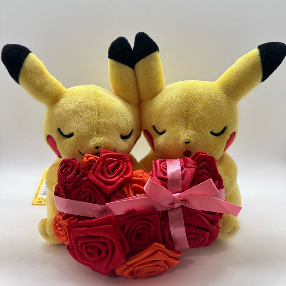 (NWT) Sweet Heart Pikachu Plush - Picture 1 of 5